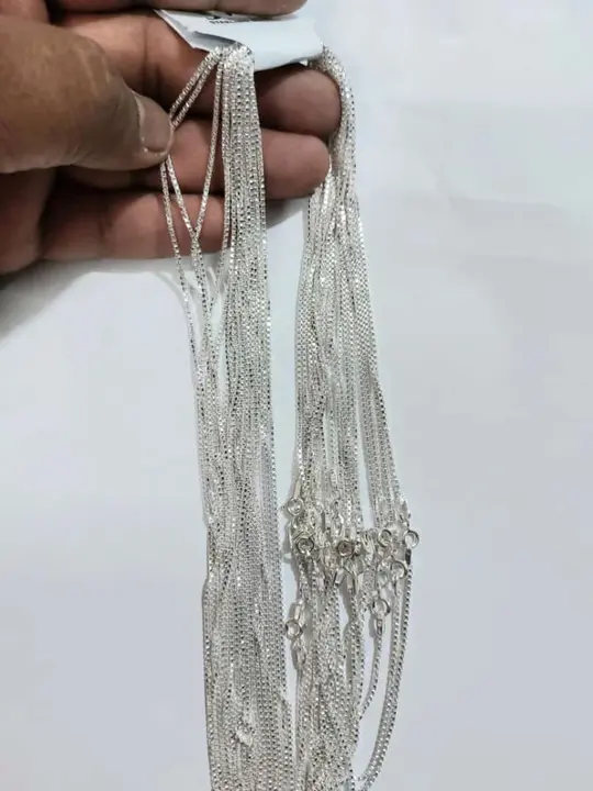 Silver Chains  uploaded by The Flint gems on 5/29/2024