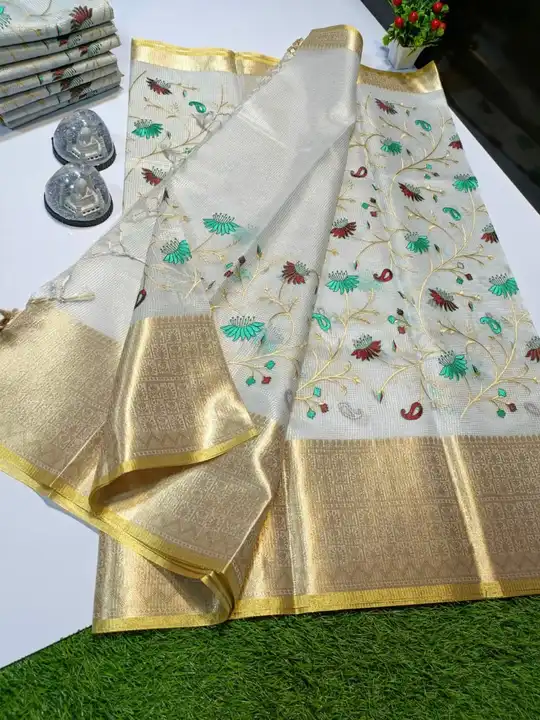 Banarasi silver tissue saree with rich zari border and pallu uploaded by Bs_textiles7 on 3/29/2023
