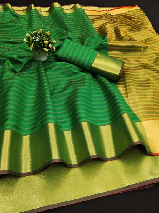 #silksaree #saree #sareelove #sarees #sareelovers #silksarees #silk #ethnicwear #handloom #sareesofi uploaded by Sai prem sarees on 3/29/2023