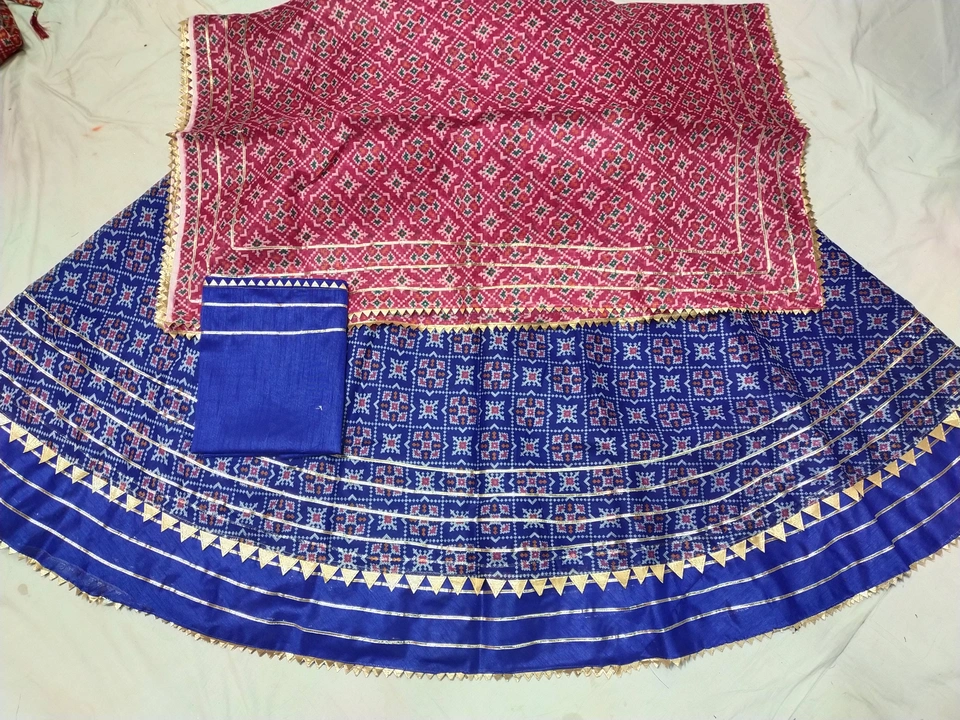 Skirt duppta and choli  uploaded by Saree kurti and lehenga choli dupatta  on 3/29/2023