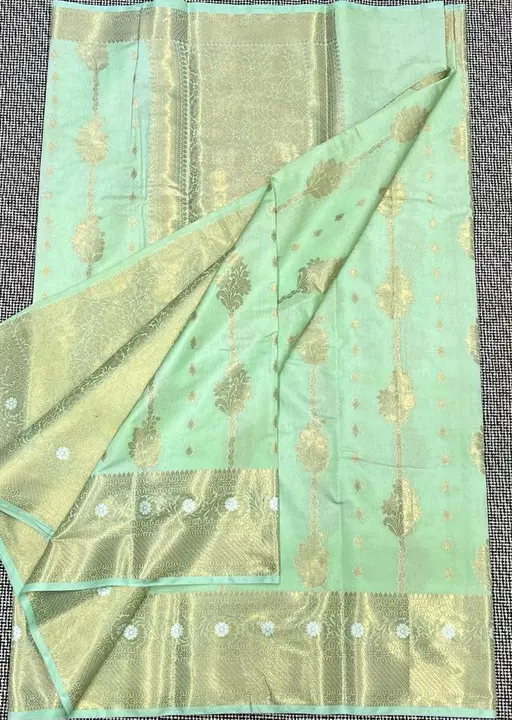 Banarasi dyeble dupiyan silk saree with rich zari border and pallu uploaded by Bs_textiles7 on 3/29/2023