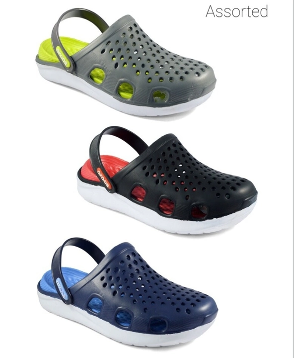 Crocs  uploaded by RS TRADING CO. on 3/29/2023