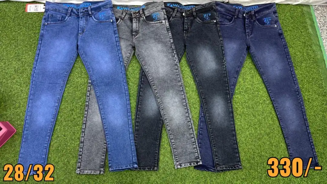 jeans pent uploaded by DOWNY JEANS on 3/30/2023