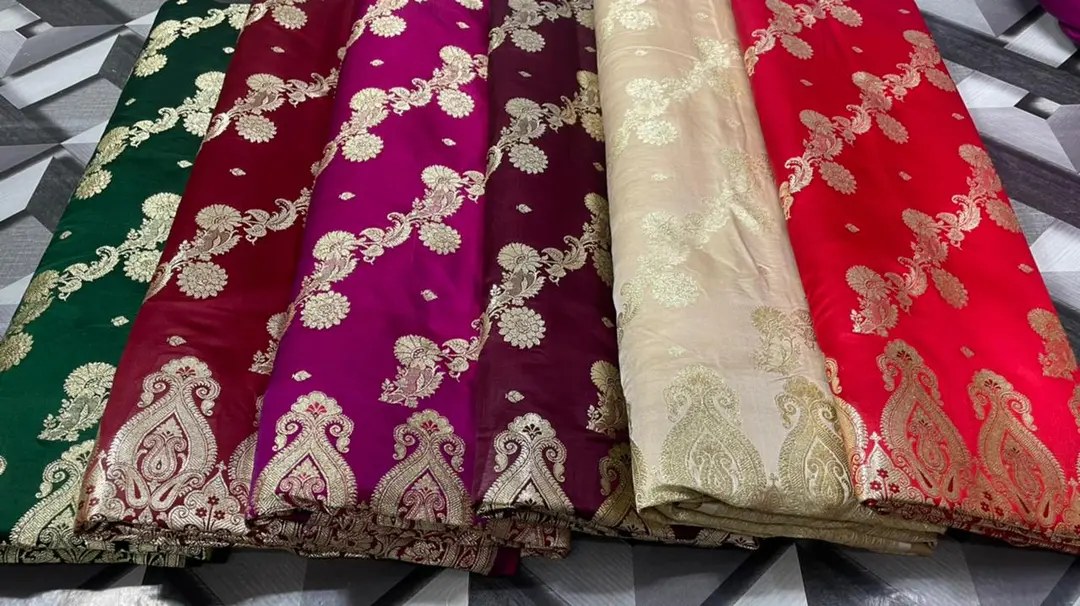 Banarasi sat in saree uploaded by J. D Fabrics on 3/30/2023
