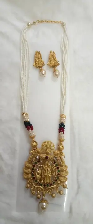 Pendent set  uploaded by Krishna traders on 3/30/2023