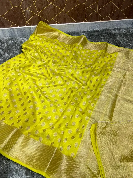 Banarsi warm silk saree uploaded by Thizarat fabrics on 3/30/2023