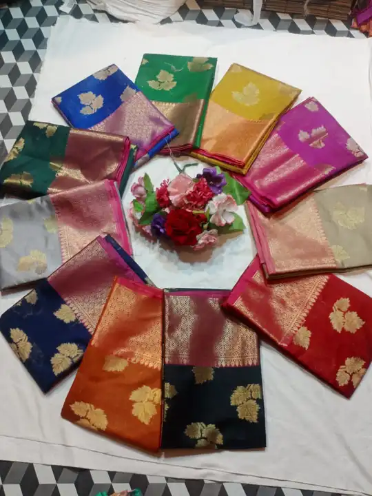 Post image Darakhsha saree center  has updated their profile picture.