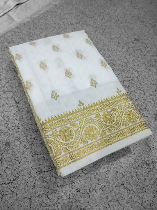 Product image of white satin silk saree, price: Rs. 580, ID: white-satin-silk-saree-4181f6c1