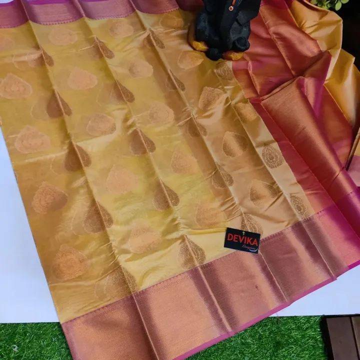 Product uploaded by Banarsi saree manufacture on 3/30/2023