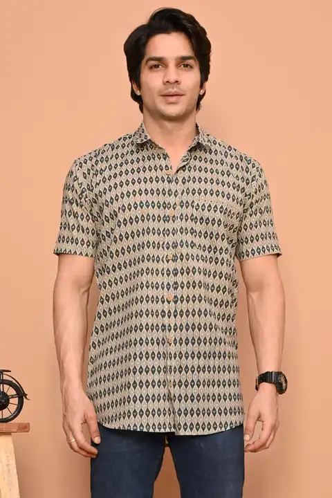 Product image of Printed shirt , price: Rs. 280, ID: printed-shirt-f76b5a17