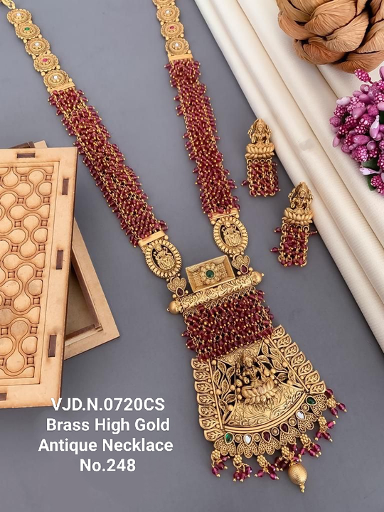 Antique Necklace  uploaded by V J Jewellers on 3/31/2023