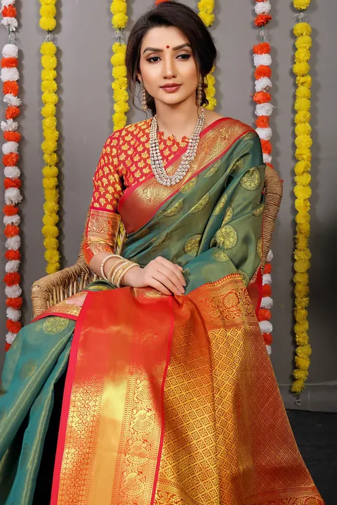 Beautiful Kanchipuram handloom silk saree  uploaded by DUDHAT Impax on 3/31/2023