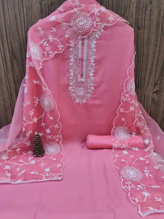 Cotton suit with embroidery work uploaded by WHOLESALE SUITS 😎 on 3/31/2023