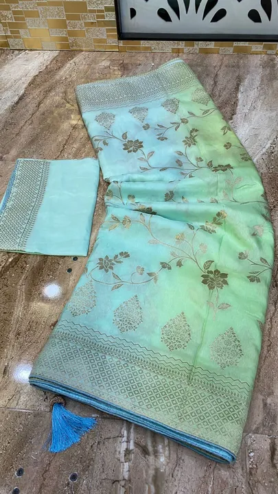 🦋new lounching 🦋

Beautiful party wear saree 

🌿original product 🌿

👌best quality fabric 👌

👉 uploaded by Gotapatti manufacturer on 3/31/2023