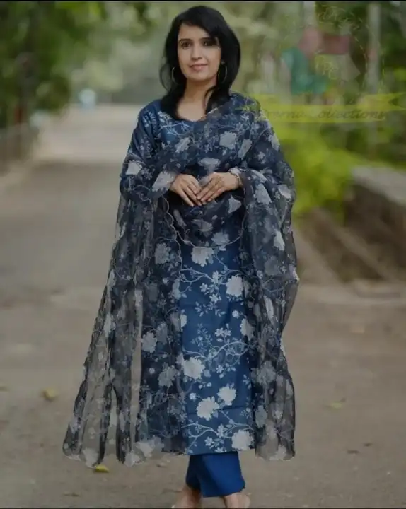 Kurti with Dupatta  uploaded by Taha fashion online store on 4/1/2023