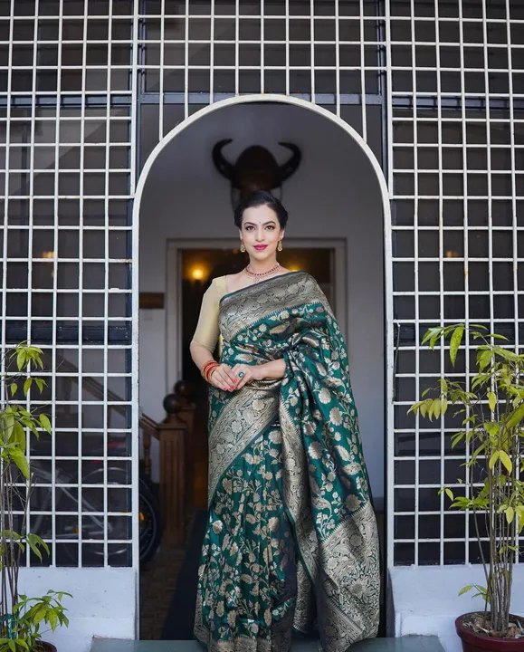 ch pallu with allover flower design saree  uploaded by DHANANJAY CREATIONS on 4/1/2023