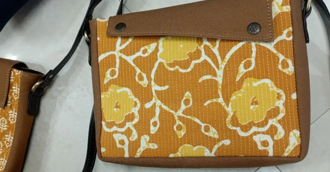 Canvas cotton printed sling bag  uploaded by Mankha exports  on 4/1/2023