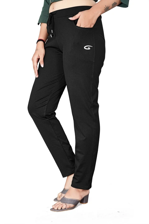 Track pant uploaded by DMA COMFORT GL on 4/2/2023