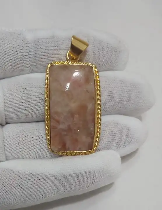 Product uploaded by Agate Gemstone jewelry parlour on 4/2/2023