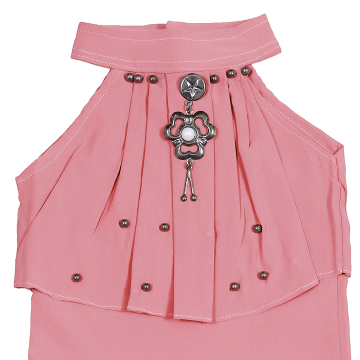 Top Skirt  uploaded by Pinakee Associates on 4/2/2023
