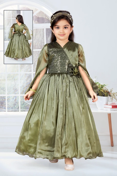 Long frock for girls  uploaded by Amar creation on 4/2/2023