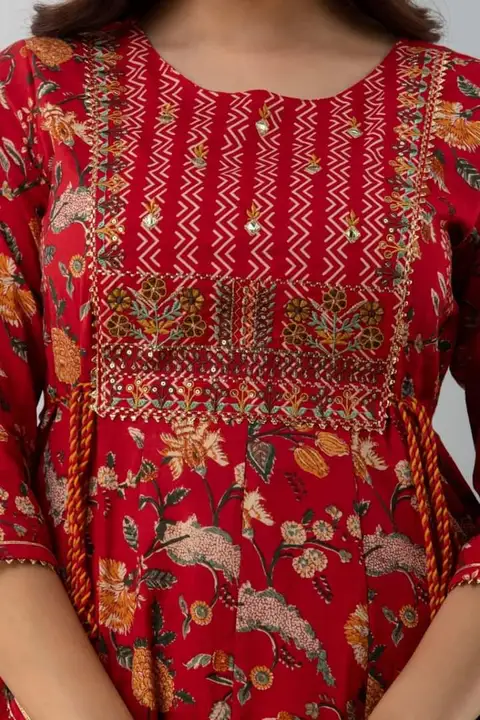 Kurta set uploaded by The namaha fab on 4/2/2023