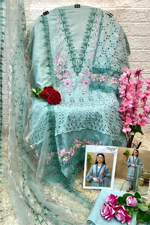 Sobia Nazir present chikankari uploaded by Heena fashion house on 4/2/2023
