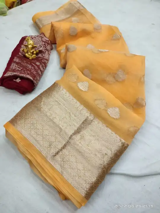 This Summer Season Special organza Butti Zari Saree 💠💠
⚡⚡⚡⚡Super Posting👌👌
New launched💘💘💘💘
 uploaded by Gota Patti manufacturing on 4/2/2023
