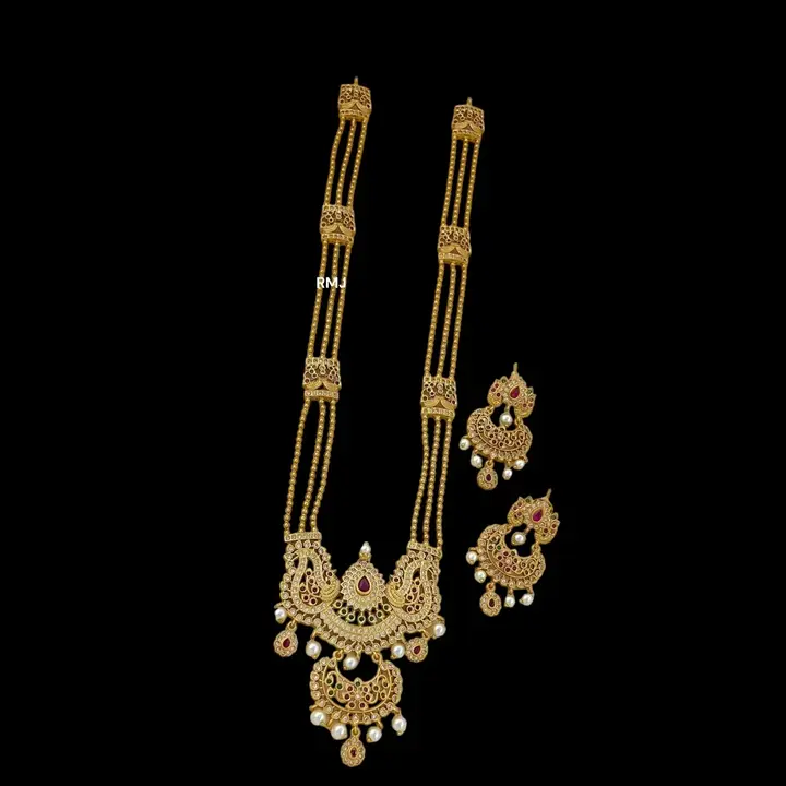 Product uploaded by R M JEWELLERY on 4/3/2023