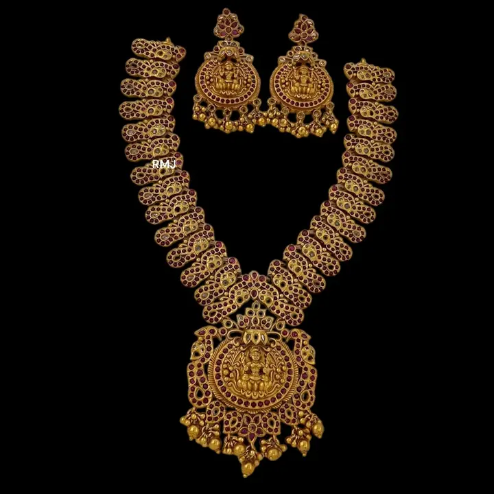 Product uploaded by R M JEWELLERY on 4/3/2023