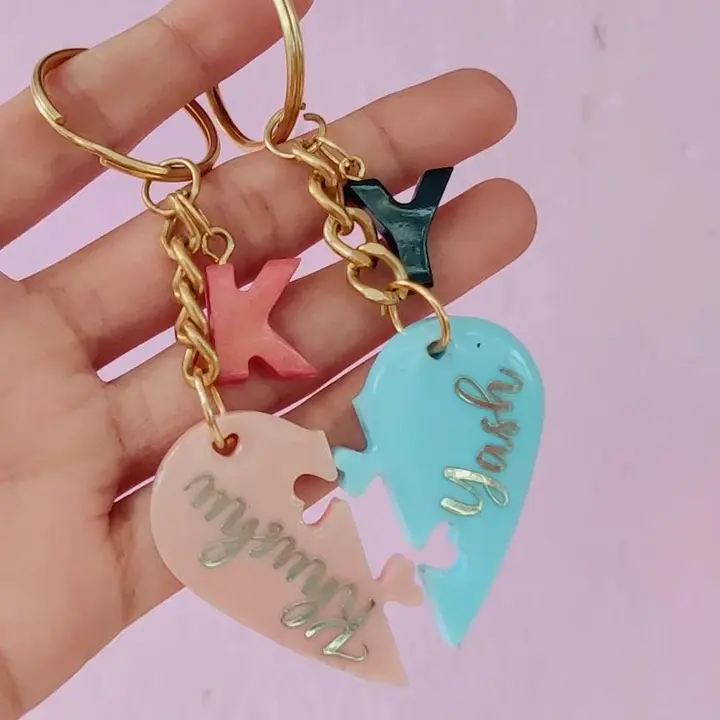 Resin coustomize keychain ❤️ uploaded by Sweta__creation  on 4/3/2023