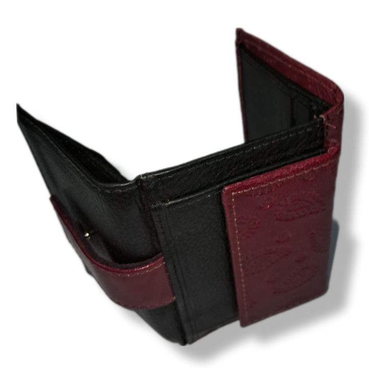 Trifolded leather wallets for women uploaded by Craft India on 4/3/2023