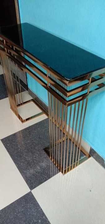Post image Gold finish console with glass top
Pvd cotting, material Ss