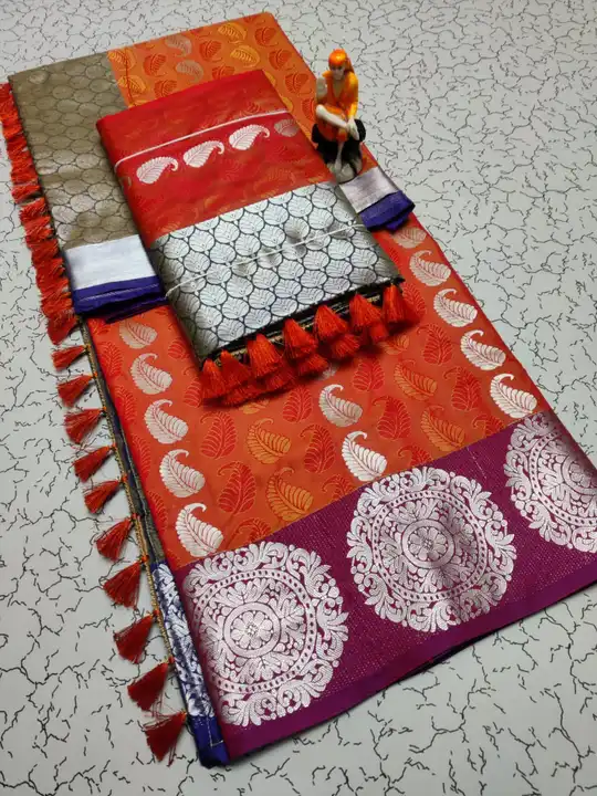 ALL SELF BUTTA EMBOOSED SAREES ...... uploaded by LAKSHMI TEX on 4/4/2023