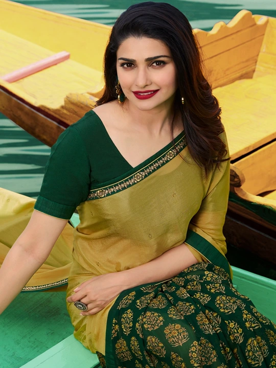 Bollywood printed saree  uploaded by Fatema Fashion on 4/4/2023