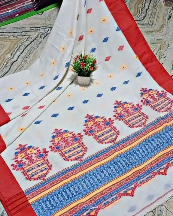 Pure Maslite Cotton Hand Work Sharee  uploaded by Maa Kali Sharee Center on 4/4/2023