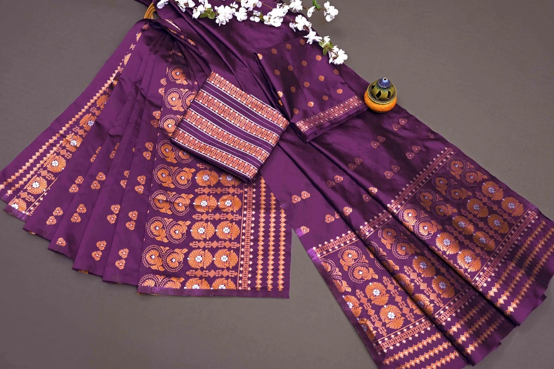 Dhananjay Creations:new mekhela collection available  uploaded by Dhananjay Creations Pvt Ltd. on 4/4/2023