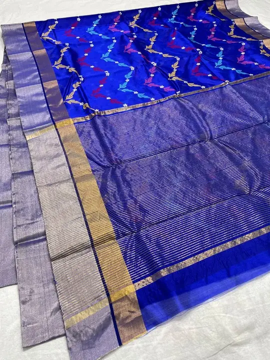 CHANDERI traditional handwoven pattu silk saree  uploaded by WEAVER'S ORIGIN silk and Sarees on 4/4/2023