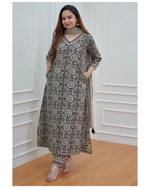 Pure cotton kurta pant and dupatta set  uploaded by Aleexa Outlet on 4/4/2023