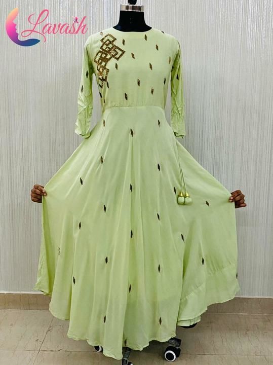 Post image Muslin long gown pattern floor length party wear with cutdaana, pipe, frenchknot, thread and sequence hand work all over. L, xl and xxl. 1450rs
Ping on 9836213526