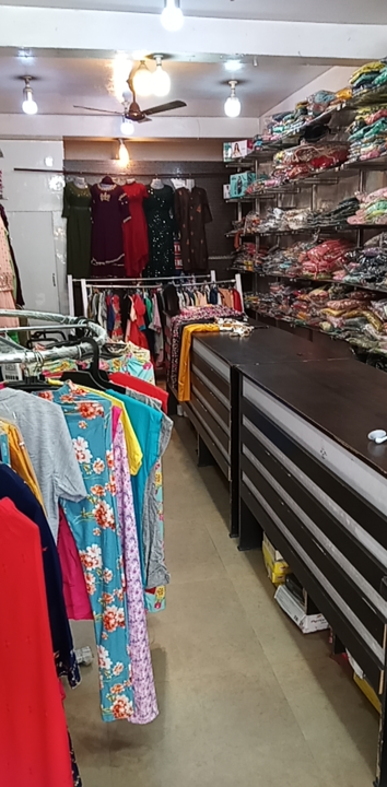 Shop Store Images of Ishaan ladies and kids garments