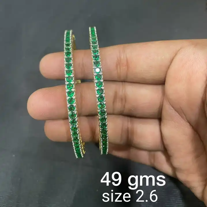 Silver bangles  uploaded by The Flint gems on 5/5/2024