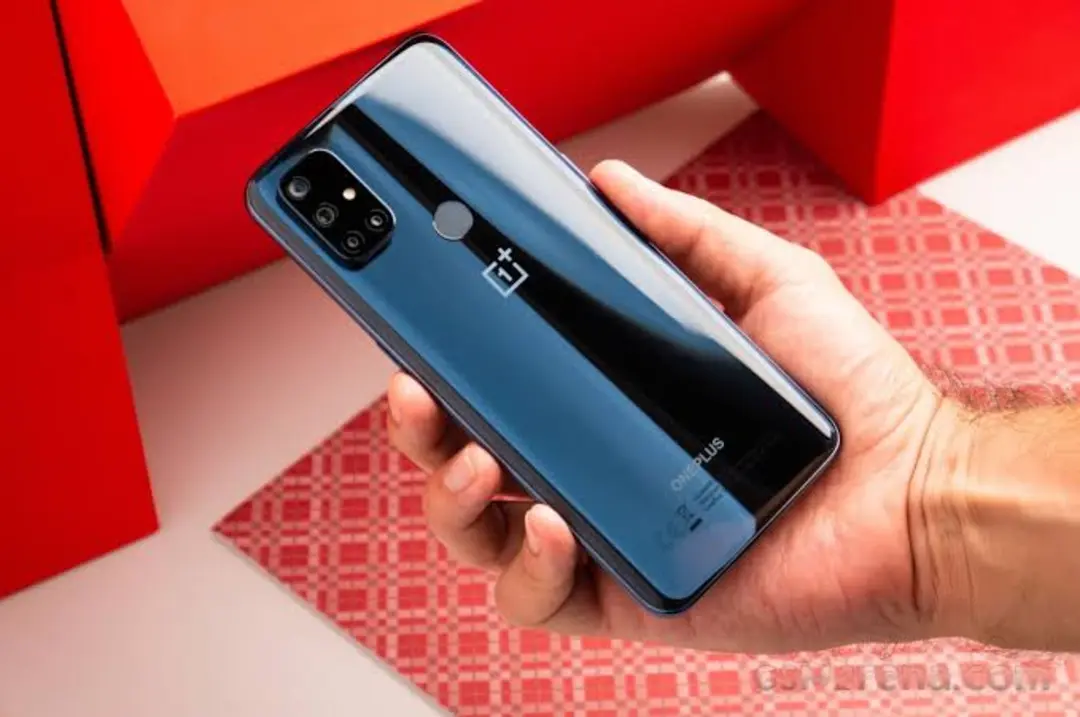 One plus n10 uploaded by business on 4/5/2023