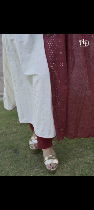 Pure Muslin fabric kurta pant and dupatta set  uploaded by Aleexa Outlet on 4/5/2023