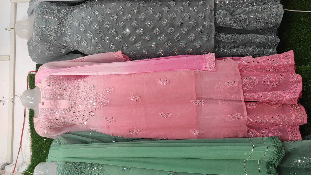 Lucknow Chikankari Miror Set(Sharara) With Inner and Dupatta uploaded by Moon Traders on 4/5/2023