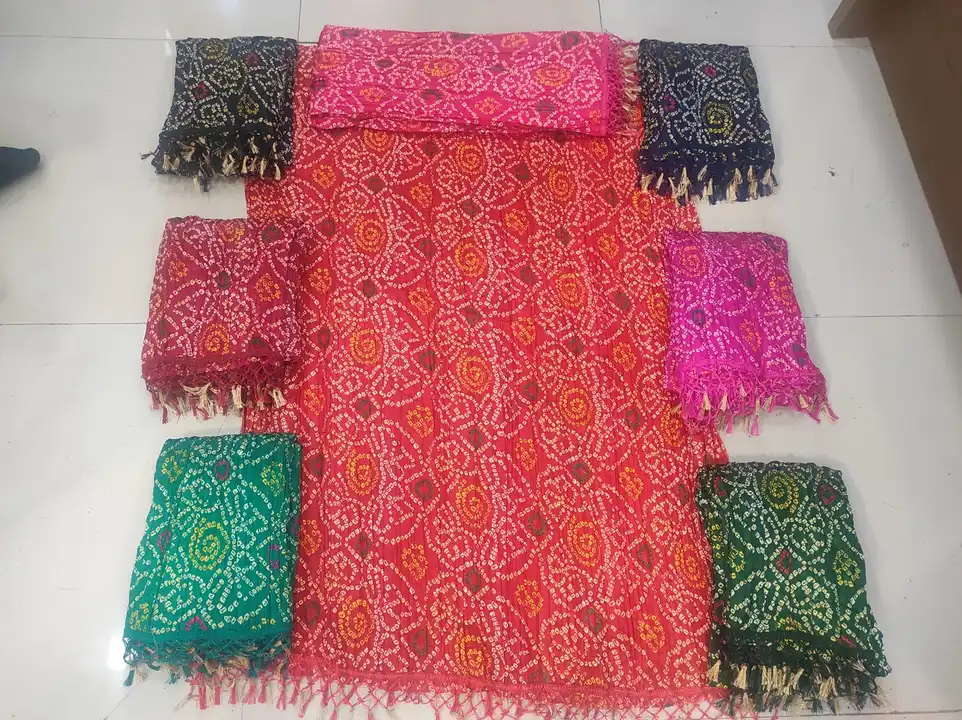 Chinon cursh new design Dupatta  uploaded by Lakshminath creation on 4/5/2023