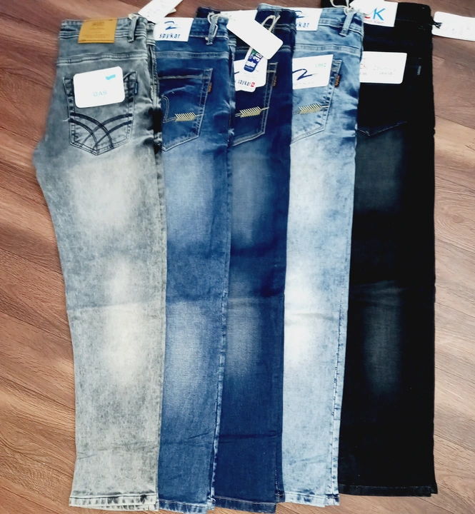 Post image I want 16 pieces of Men's Jeans at a total order value of 10000. Please send me price if you have this available.