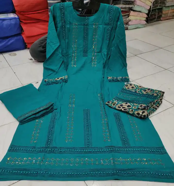 Pakistani Suits  uploaded by business on 4/5/2023