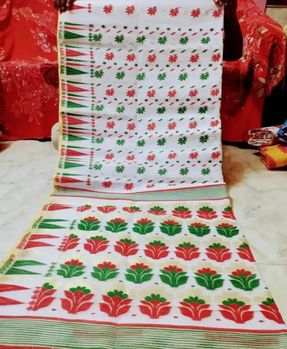 Full jhara hard dhakay jamdani  fabric cotton silk. Bp not available  uploaded by Sujata saree cantre on 4/6/2023