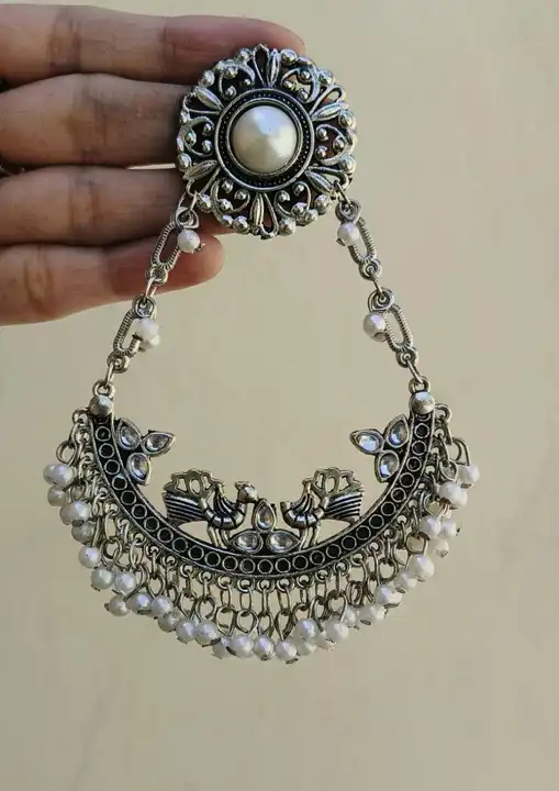 Pearl jhumar  uploaded by Affordable earrings collection  on 4/6/2023